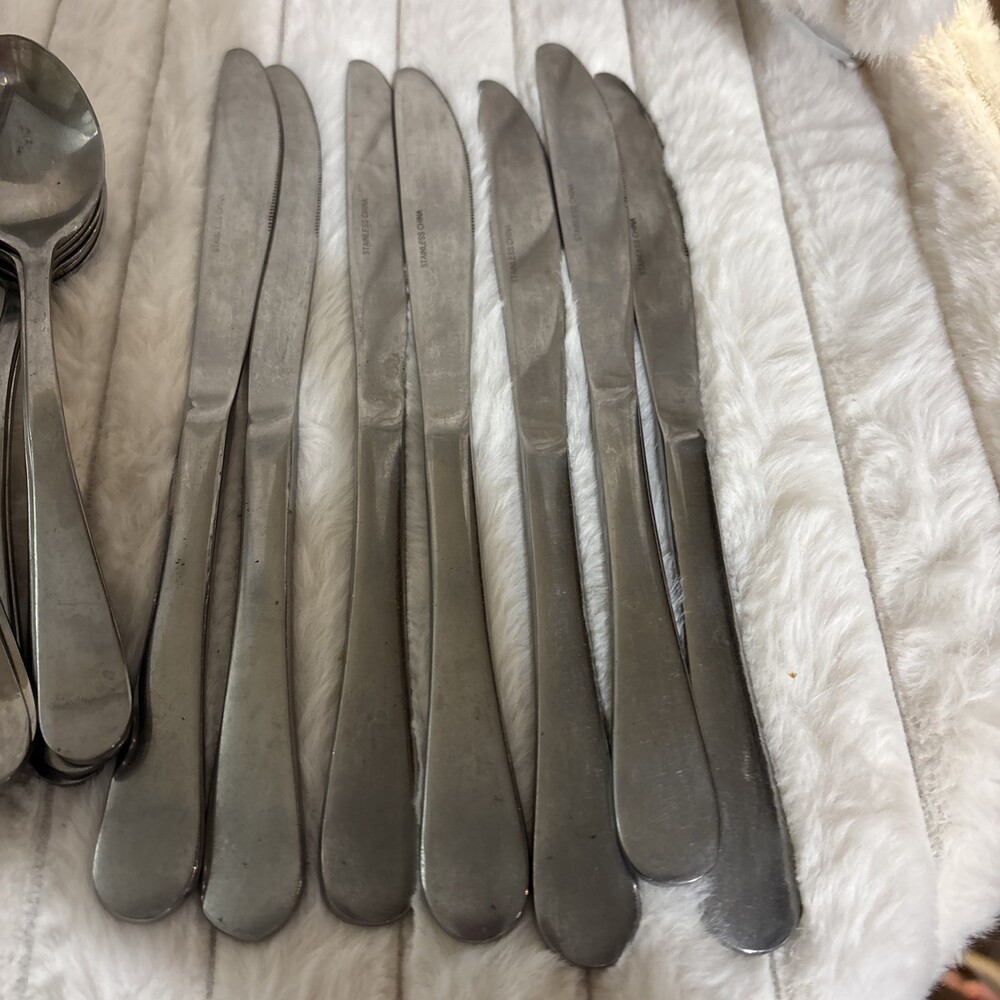 54-Piece Heavyweight Arched Handle Glossy Stainless China Flatware Service Lot - Picture 7 of 16